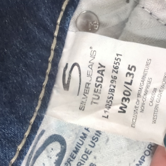 Women size 30 L35 silver jeans Tuesday bootcut jeans - Picture 8 of 8